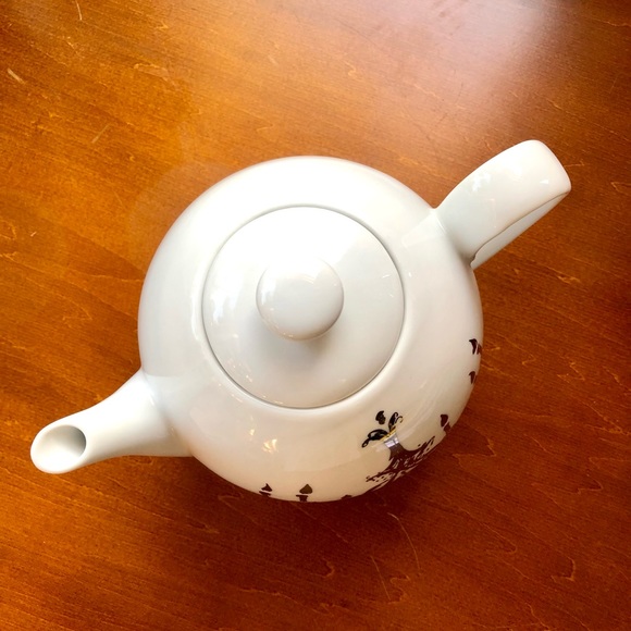 Rosanna White and silver chandelier ceramic tea pot - Picture 5 of 9